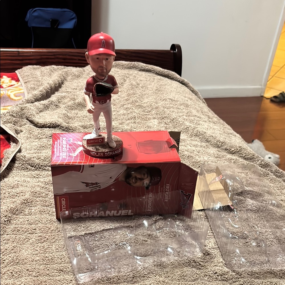 Red Baseball Player Bobblehead with Glove